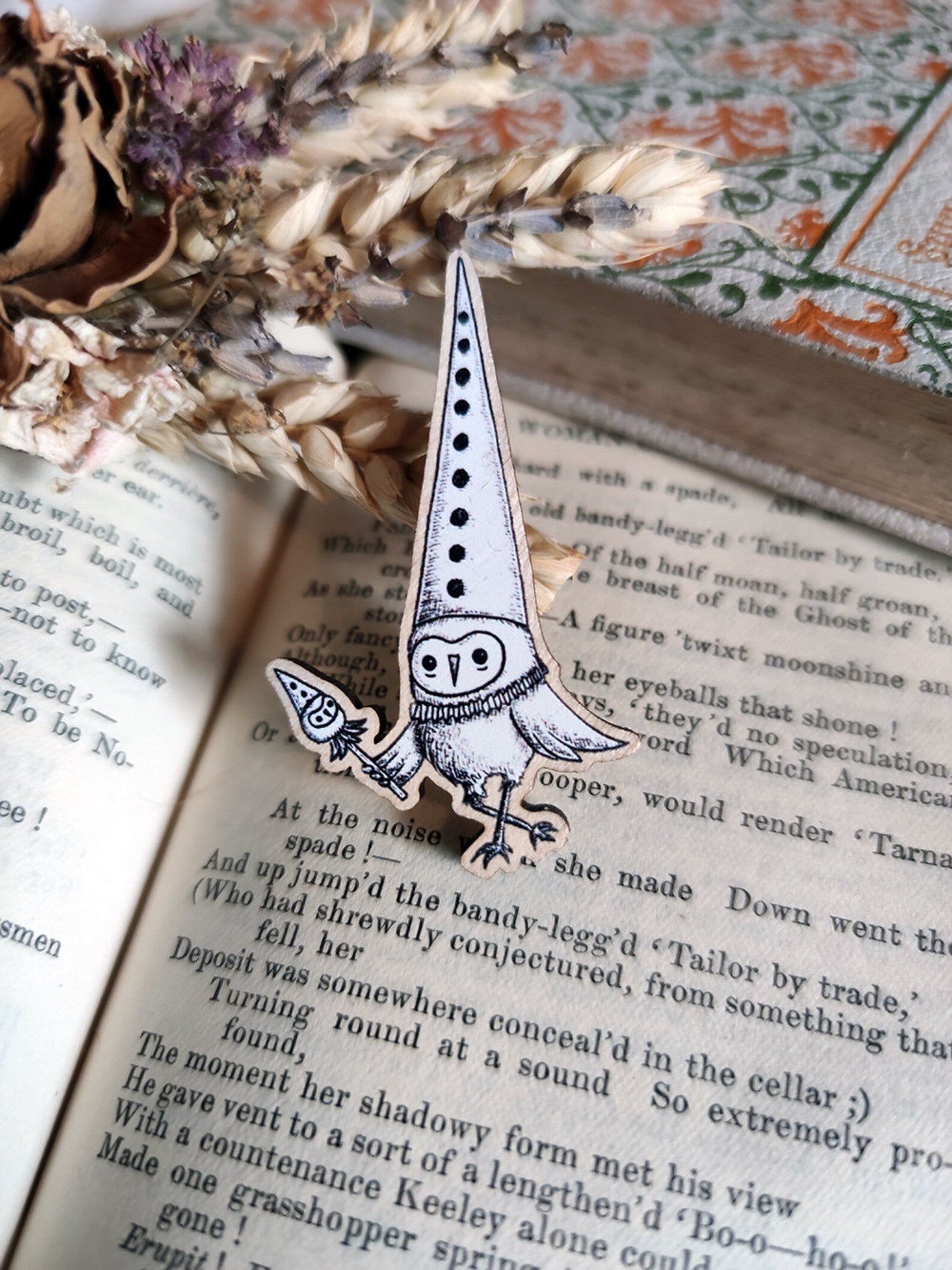 Fould Pin Fool Owl Wooden Pin – Handmade Nottingham